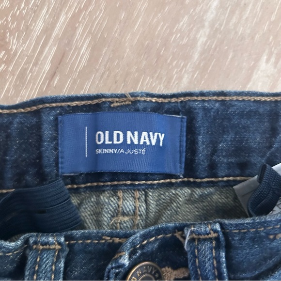 4t Baby GAP Dino Sweater and Old Navy skinny Jeans - Picture 9 of 10